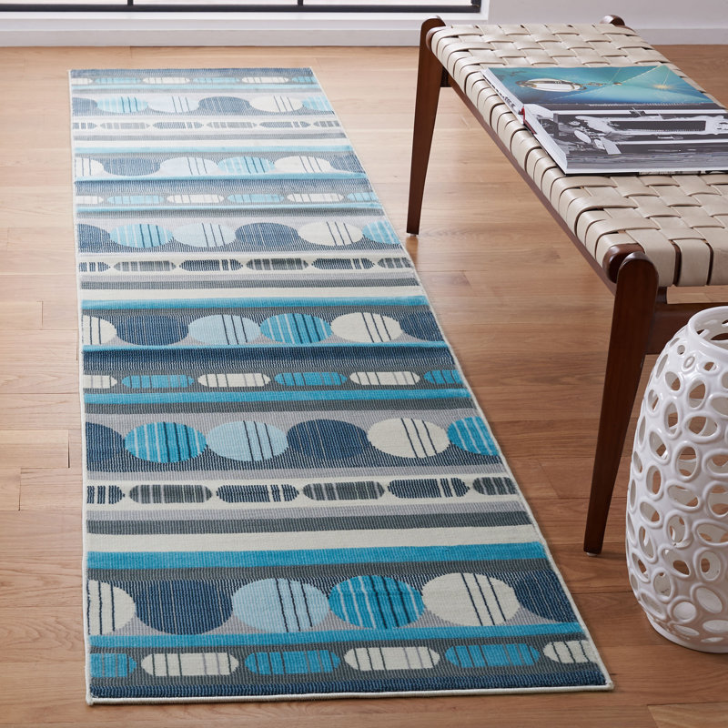 Honea 300 Performance Geometric Rug, Runner 2'2" x 9'