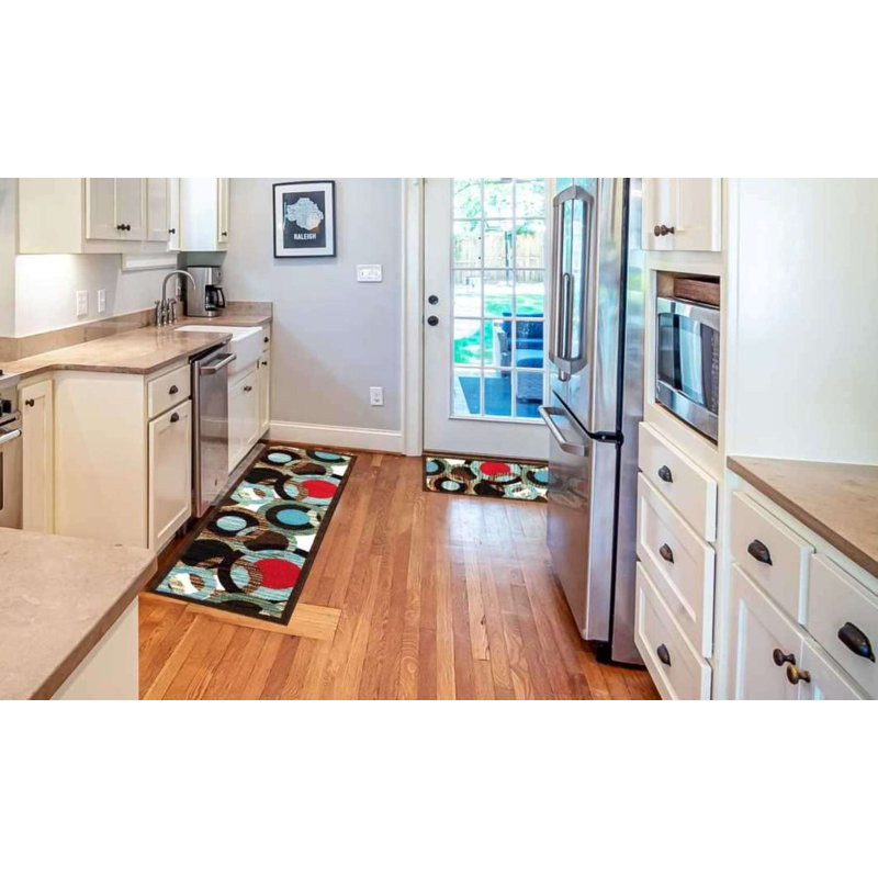 Tyrice Abstract Synthetic Water Resistant Non-Skid Kitchen Mat