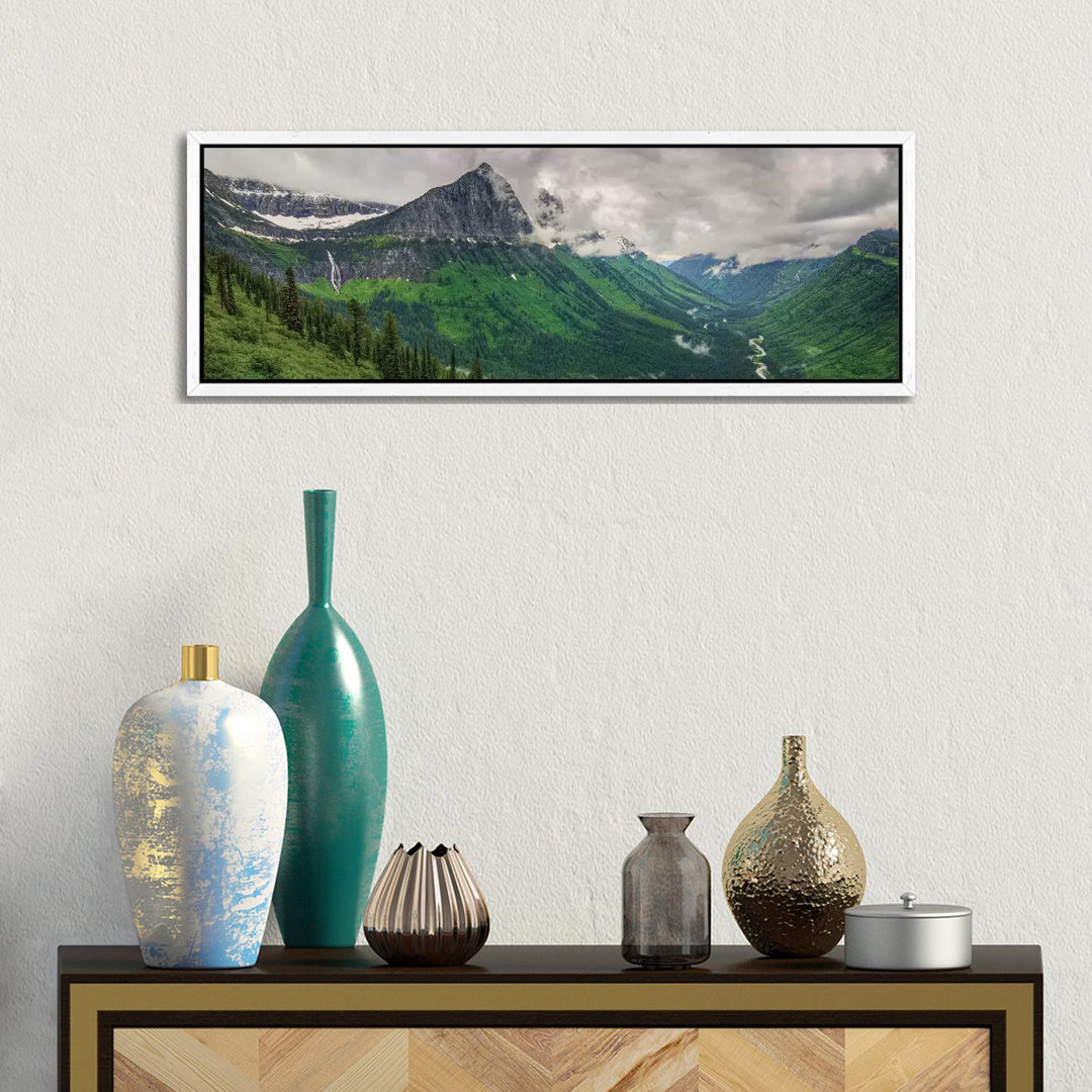 Mountain Storm von Bill Sherrell - Galerie-verpackte Leinwand Giclée