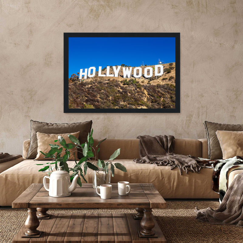 «Hollywood California», reproduction de photo encadrée, H 21,5 po x l 27,5 po x P 0,75 po, Cadre espresso