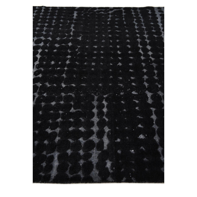 Tapis noir Pastrana