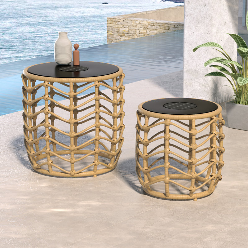 Lampe sur pied d'extérieur à énergie solaire 17,7 po Lumweave