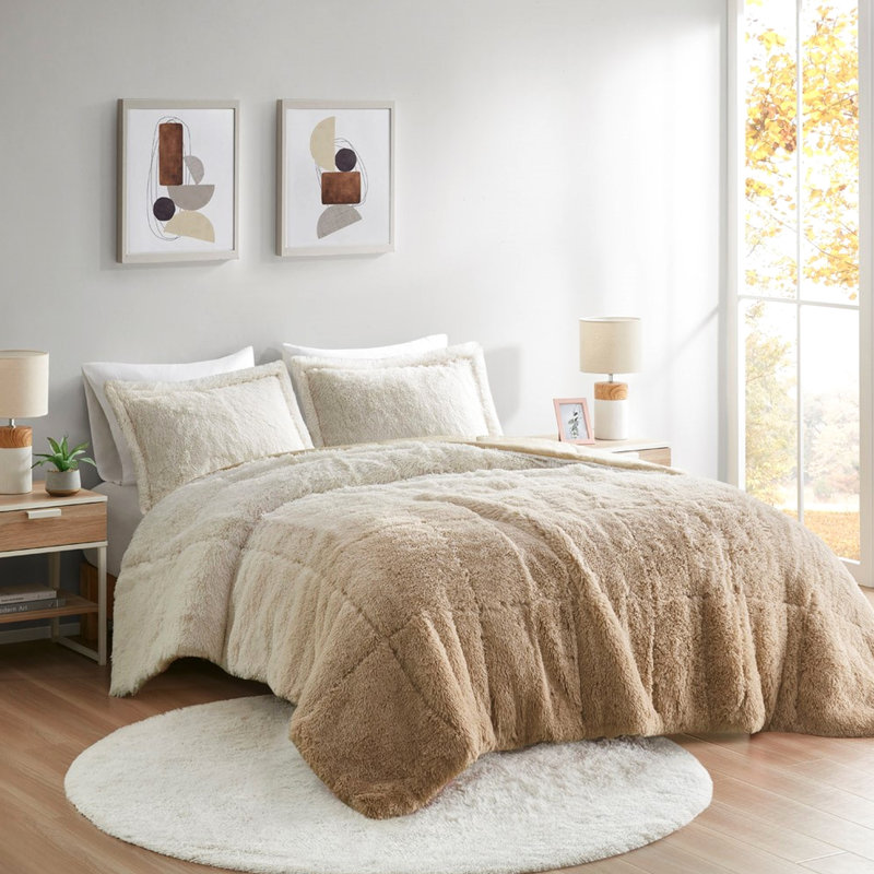 Édredon grand format en fourrure à poils longs ombré - rembourré, faux revers en vison chaud, comprend 2 taies décoratives douillettes et rembourrées douces