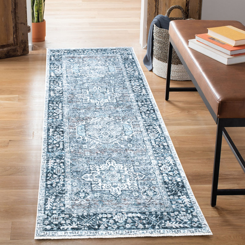 Tapis bleu marine lavable antidérapant traditionnel - Donatas, Tapis de couloir 2 pi 6 po x 7 pi