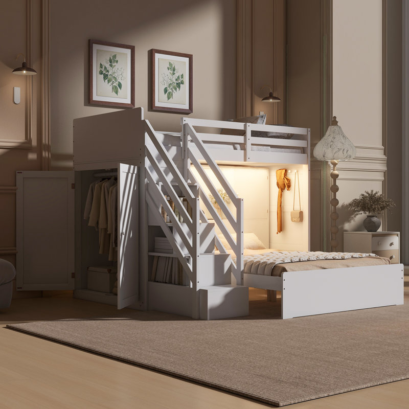 Lit superposé simple au dessus d'un lit double avec escalier de rangement, garde-robe intégrée, ports USB et lumière, peu encombrant, blanc