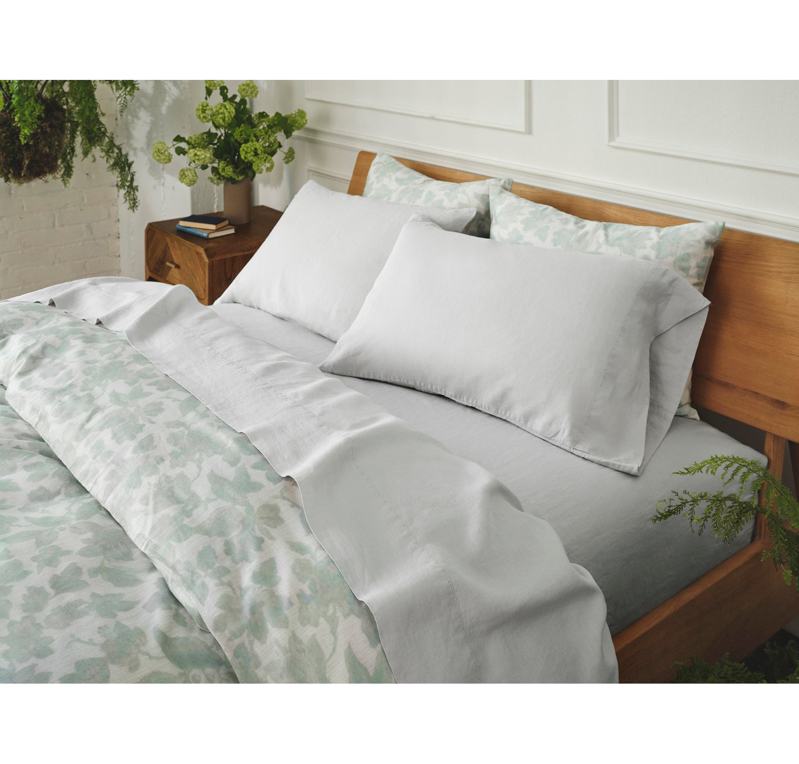 Belgian Flax Linen Fitted Sheet, Fog, California King Fitted Sheet
