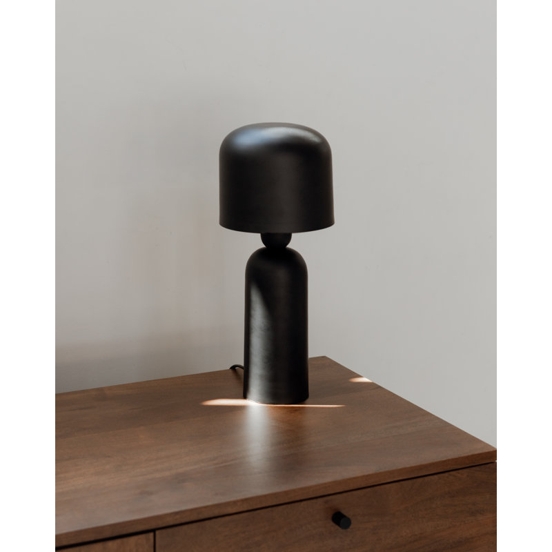 Echo Table Lamp, Black