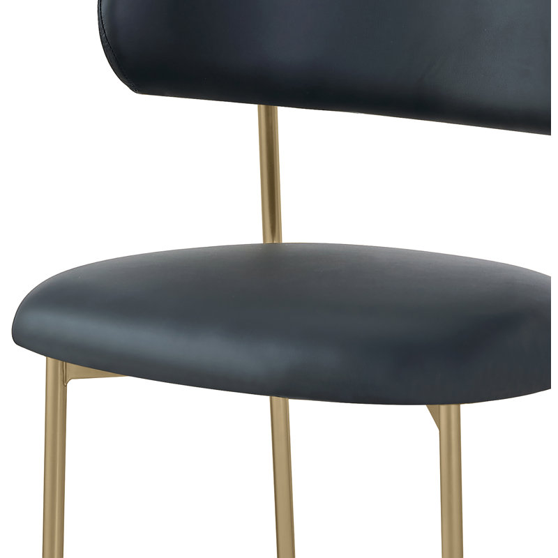 Chaise de salle à manger rembourrée Lupita, Cuir végétalien noir, Or brossé