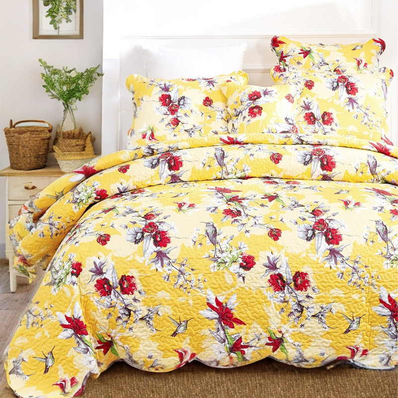 Polyester Floral Quilt Set, Twin Quilt + 1 Sham