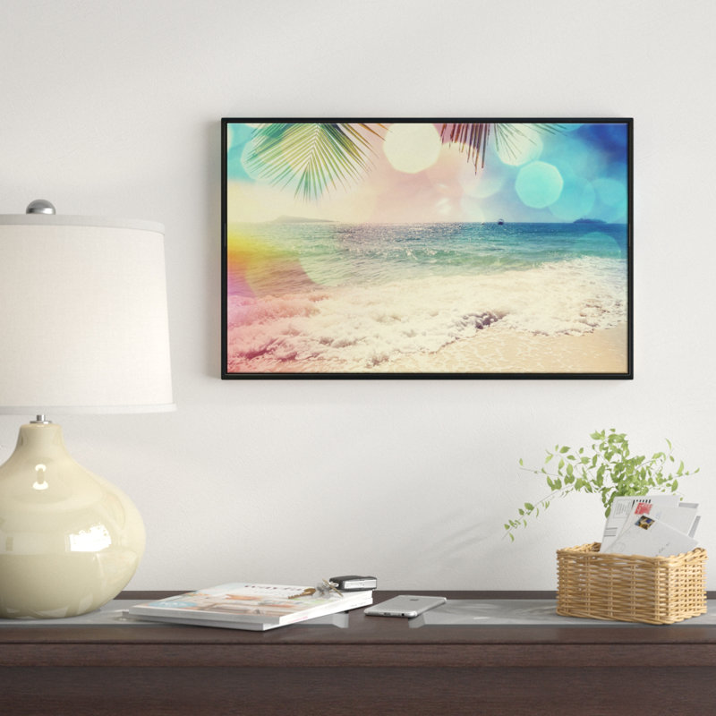 «Colorful Serenity Tropical Beach» - reproduction, H 16 po x l 32 po x P 1 po, Cadre flottant