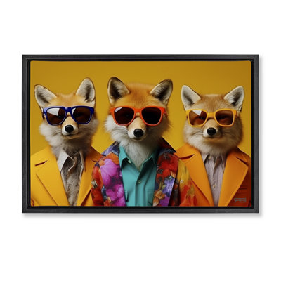 Élégant renard sur toile brune encadrée par Roozbeh Bahramali