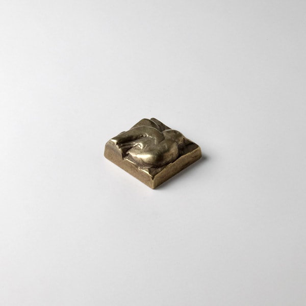 Dove 1" x 1" Metal Decorative Tile Insert, Traditional Bronze