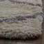 Tapis gris ivoire Feather-1296860814