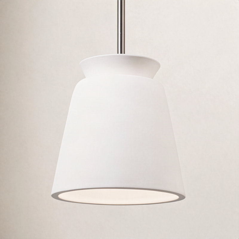 Luminaire suspendu conique à 1 lumière Logan, Bisque, Chrome poli, DEL (intégrée)
