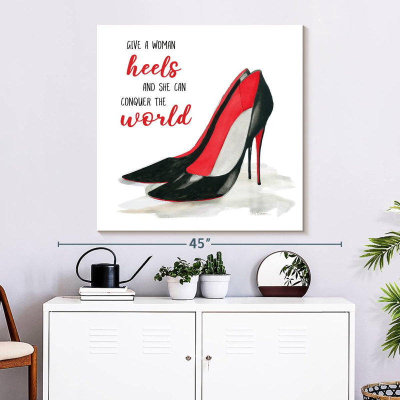 Tergel Conquer Heels, 33" H x 33" W