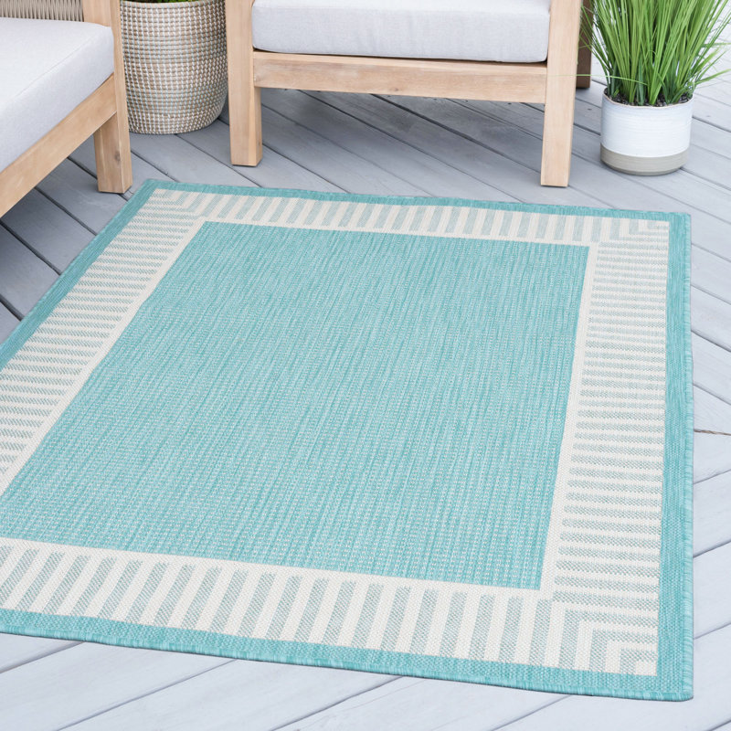 Abington Striped Machine Woven Indoor/Outdoor Area Rug, Round 7'10"