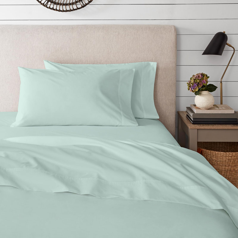 100% Cotton Arctic White Sheets and Pillowcase Set, Queen Sheet Set with Fitted Sheet + 2 Pillowcases, Light Green