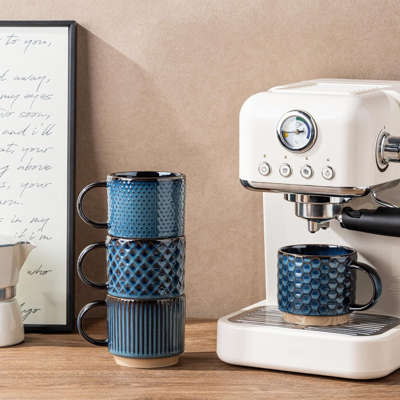 Ceramic coffee cup set