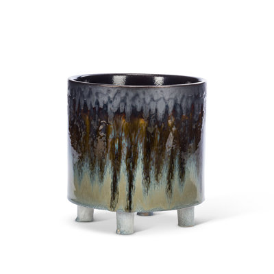 Cache-pot sur pied