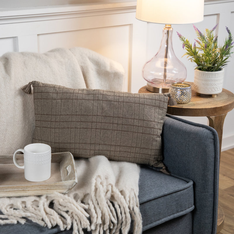 Coussin décoratif teint en fil teint avec pampilles - 18 po - Brun clair