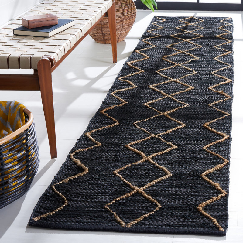 Anaisa Vintage Leather Hand Woven Leather/Jute/Cotton Geometric Rug in Black/Natural, Runner 2'3" x 7'