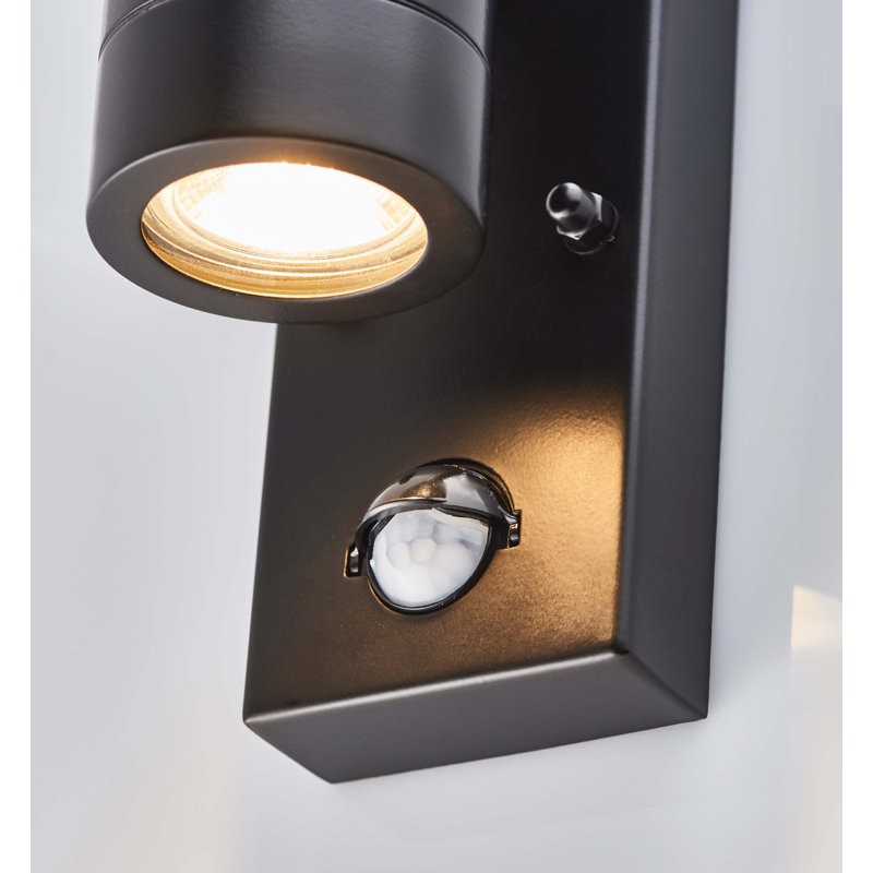 Metcalfe 15cm H Outdoor Armed Sconce, Black