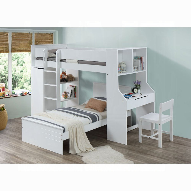 Lit mezzanine avec bureau et garde-robe