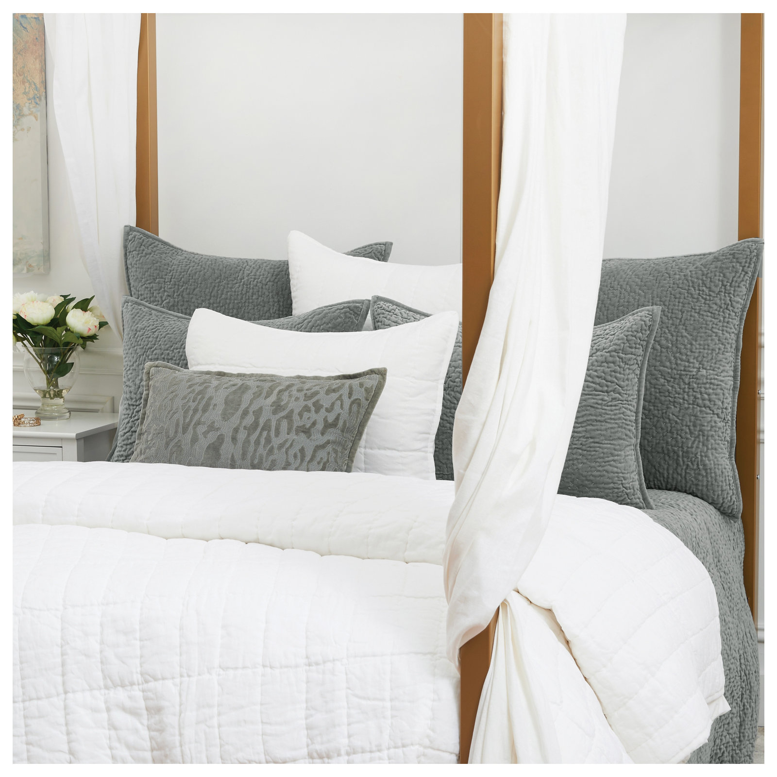 Fielder Natural/White Single Quilt, King Quilt, White