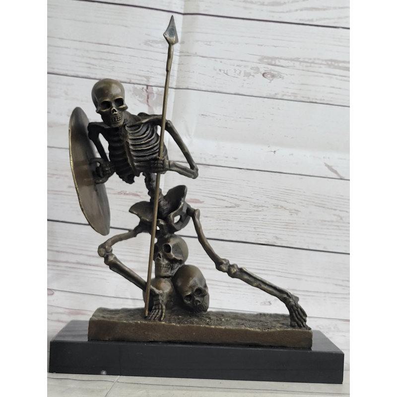 Sculpture Shalisa Skeleton Warrior avec bouclier et lance
