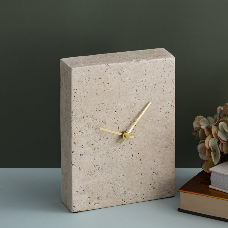Horloge de table rectangulaire en forme de travertin clair, Crème, H 17 po x l 13 po x P 13 po
