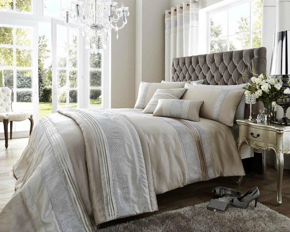 Dallas Gold/White Duvet Cover Set