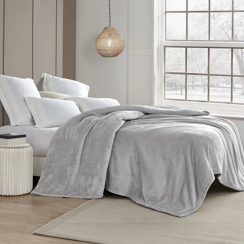 Coma Inducer Wait Oh What Fleece Oversized Blanket, King, Gray