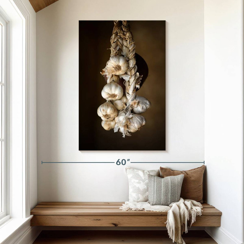 Yarlin Garlic Braid, 48" H x 32" W