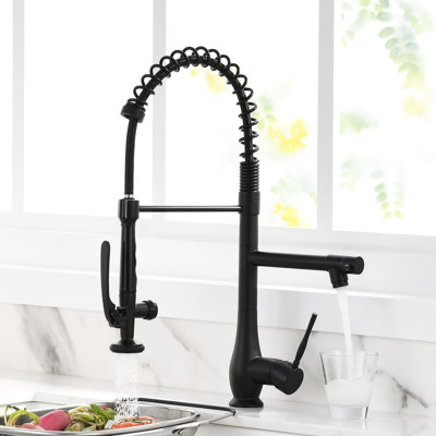 Robinet rétractable de cuisine contemporain - noir, poignée simple, options chaude et froide, laiton tendance, design, utilisation avec évier