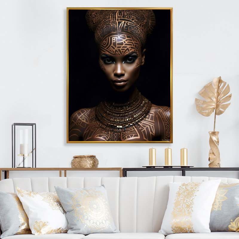 Portrait d'une beauté africaine exquise I - reproduction, H 32 po x l 16 po x P 1 po, Cadre flottant doré