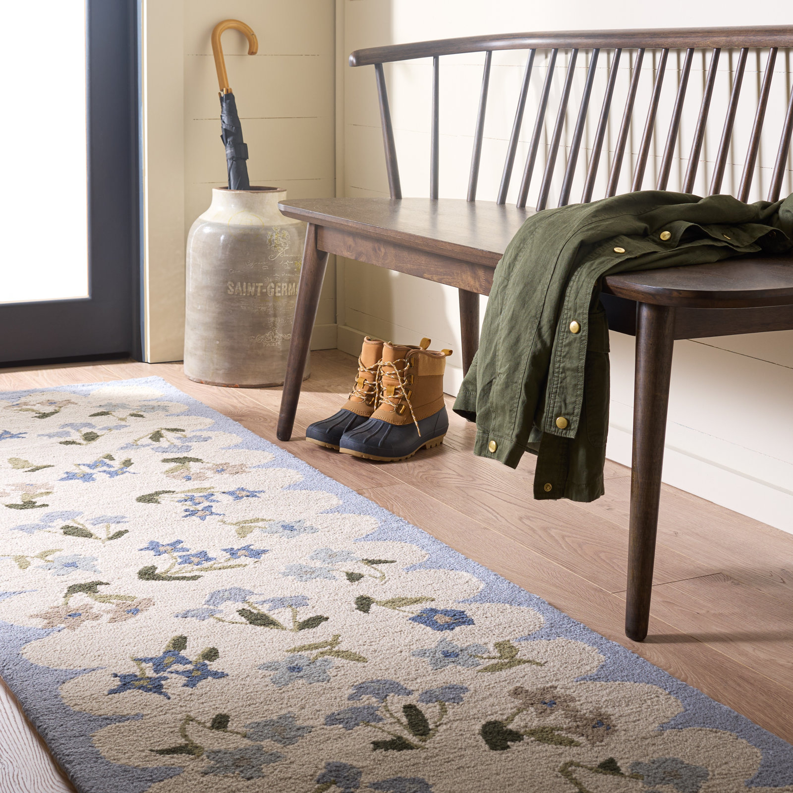 Hand-Tufted Wool Floral Outdoor Rug, Runner 2'3" x 8'