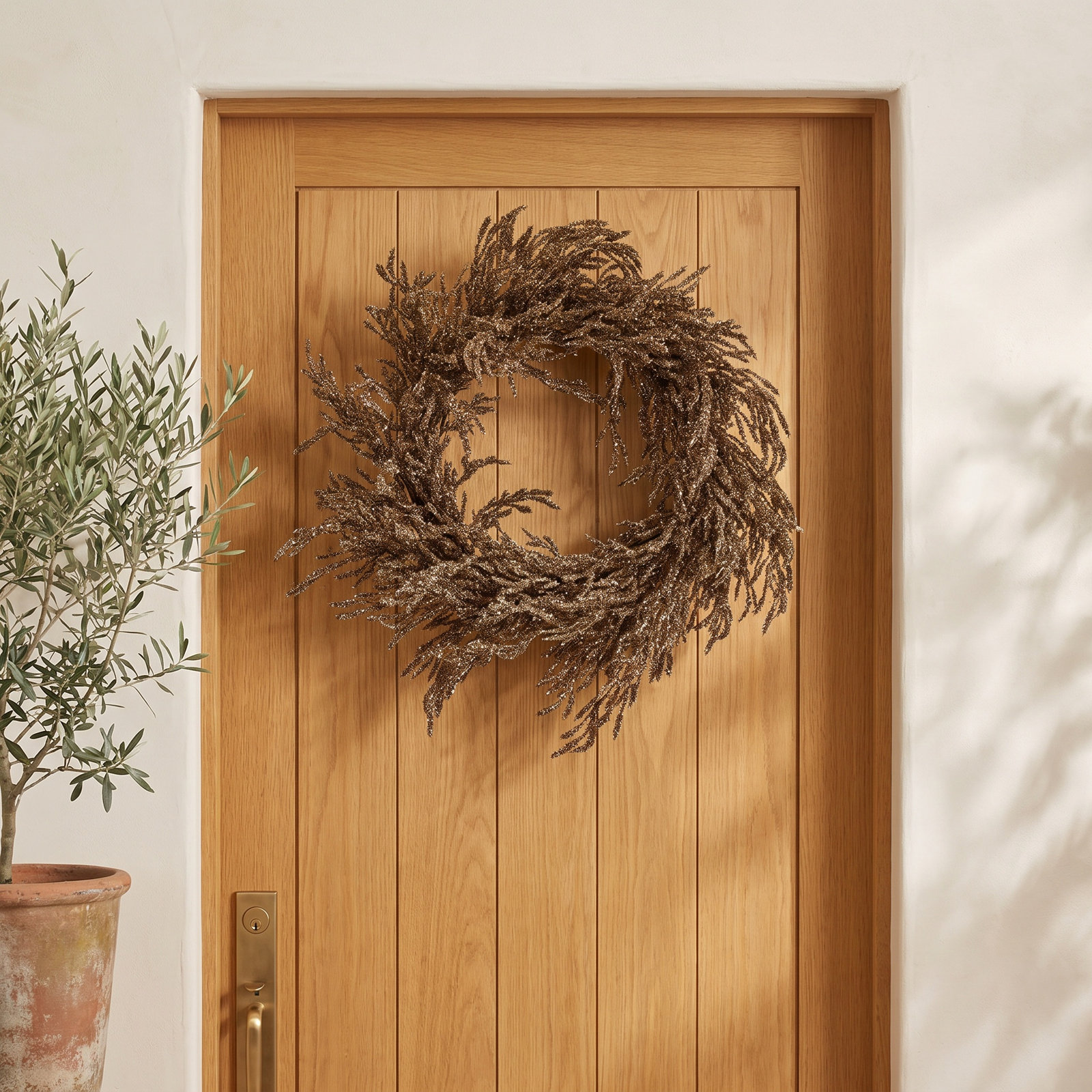 20'' Faux Pine Polyethylene Plastic Wreath