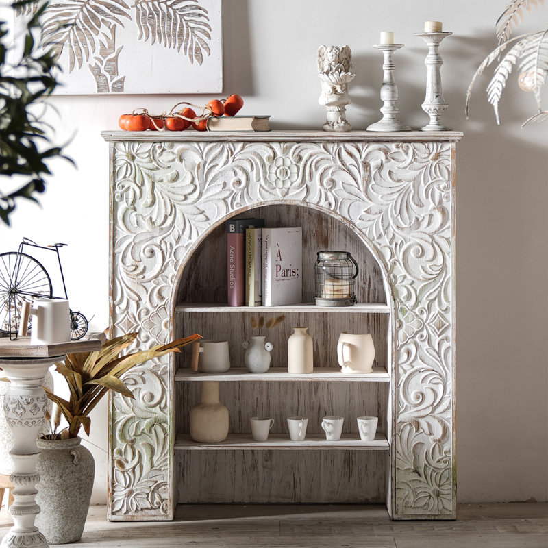 Armoire décorative française