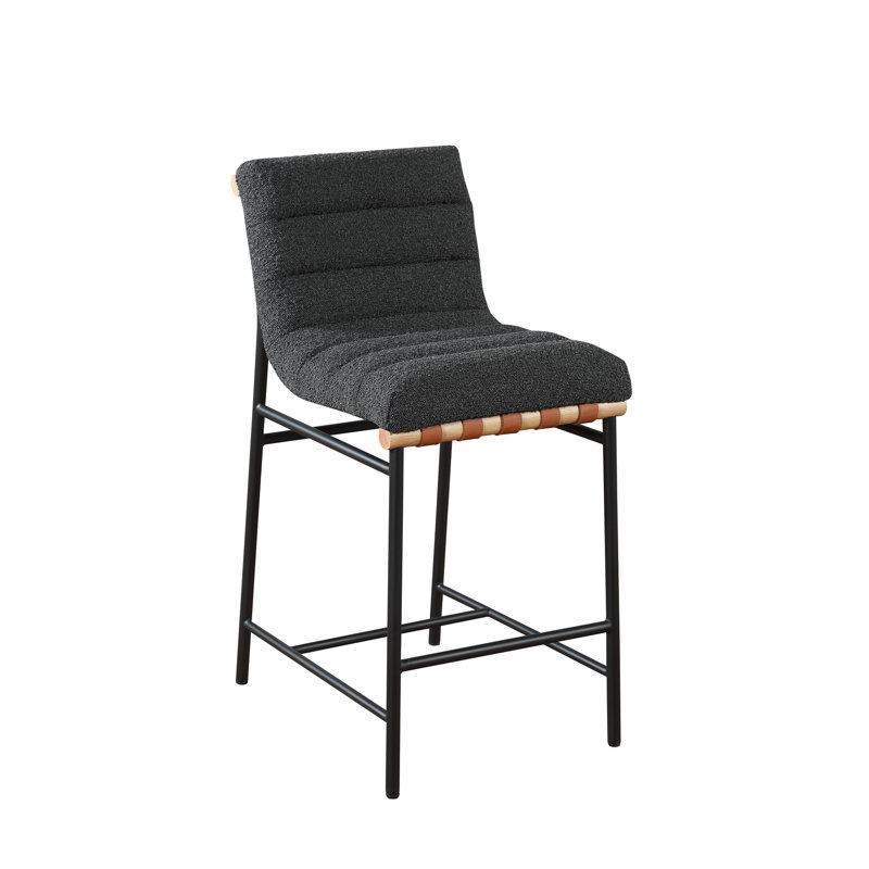 Fauteuil bouclé gris foncé à hauteur de comptoir - garniture en cuir rembourrée avec barre en bois et pieds en fer