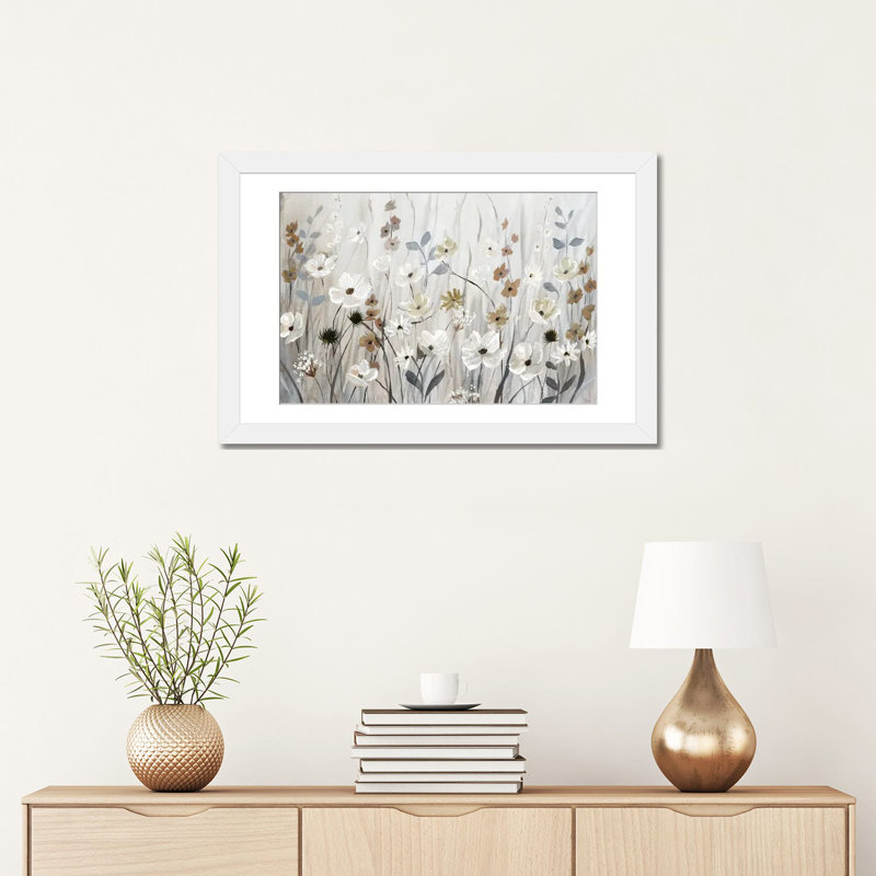 «Misty Meadow Field» encadré par Nan Print, H 24 po x l 32 po, Impression encadrée avec passe-partout, Blanc