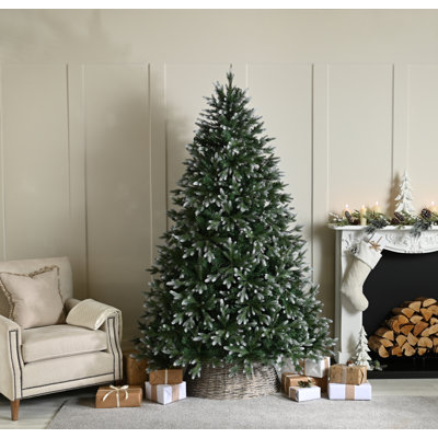 150' H Christmas Tree