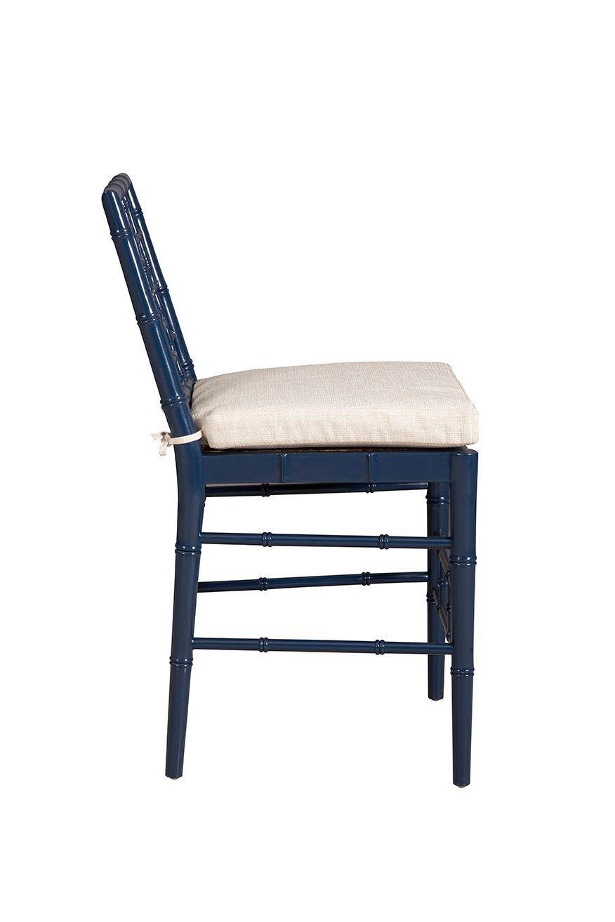 Chauntelle Bar and Counter Stool, Black, Counter Stool (25” Seat Height)