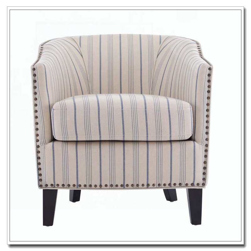 Fauteuil demi-tonneau rembourré avec accoudoirs évasés