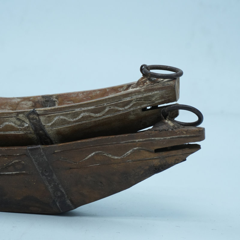 Ensemble de plateau de bateau en bois rustique fabriqué à la main avec des anneaux en fer - centre de table décoratif côtier rétro