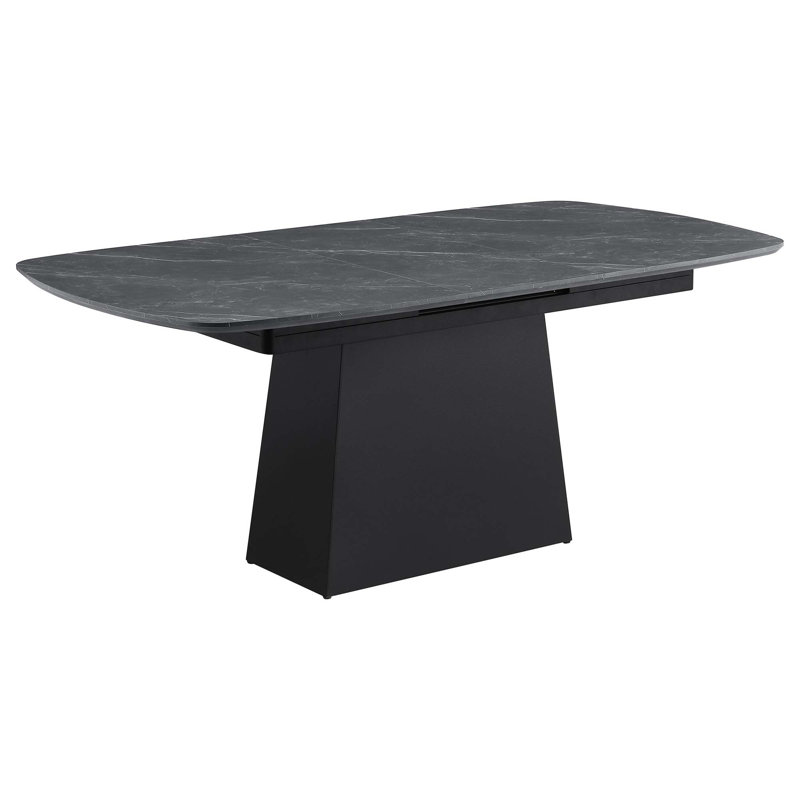 Table de salle à manger noire