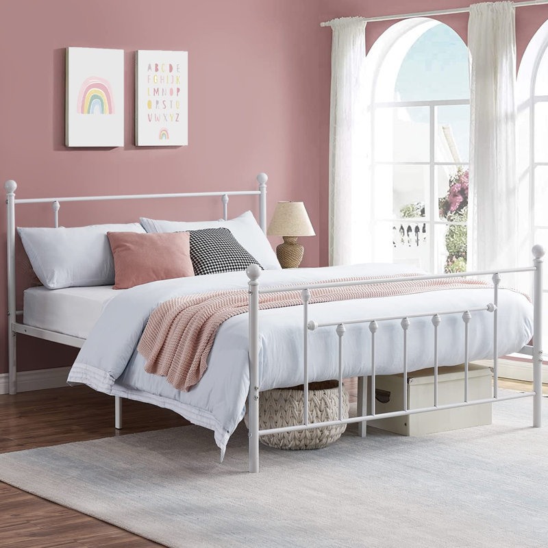 Crownover Metal Platform Bed Frame Mattress Foundation with Victorian Style Headboard/Footboard, Full, White