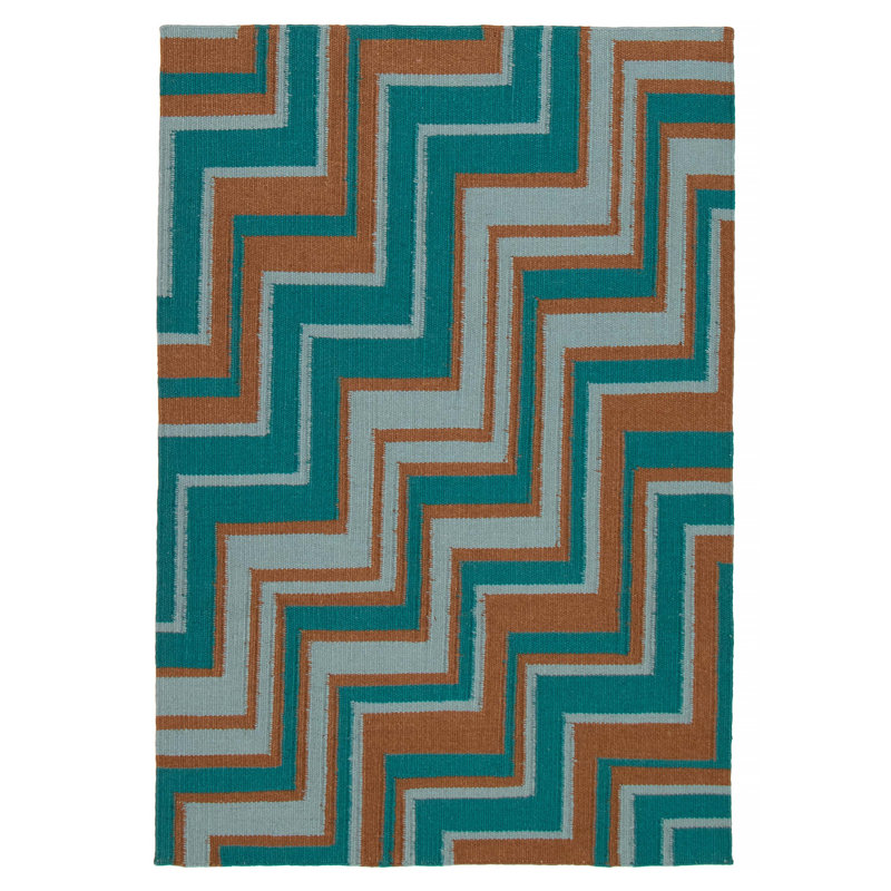 Légers mais robustes, les kilims turcs sont des tapis à tissage plat qui sont parfaits pour les endroits très passants comme le couloir ou la cuisine.