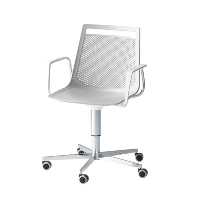 Akami Task Chair