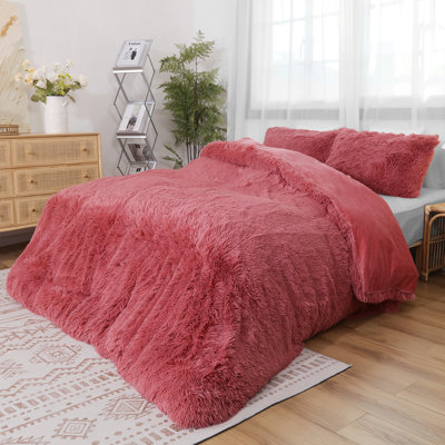 Polyester and Flannel Knitted Duvet Cover Set