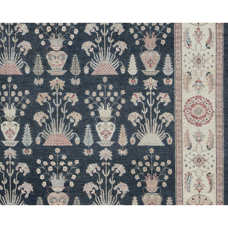 Tapis bleu marine noué à la main de haute qualité